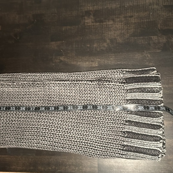 Gray Long Sleeve Knit Dress - Picture 7 of 7